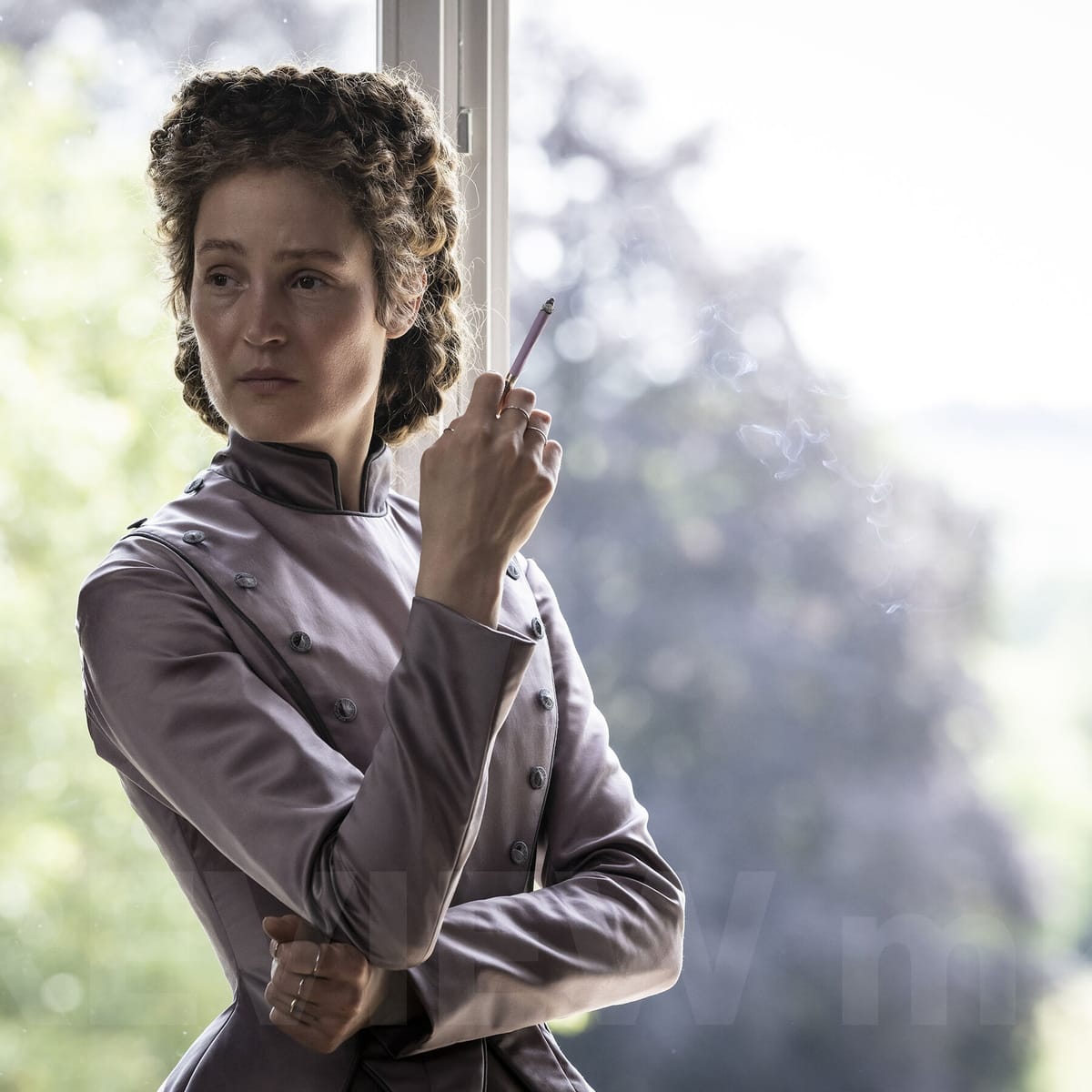 Review: Corsage